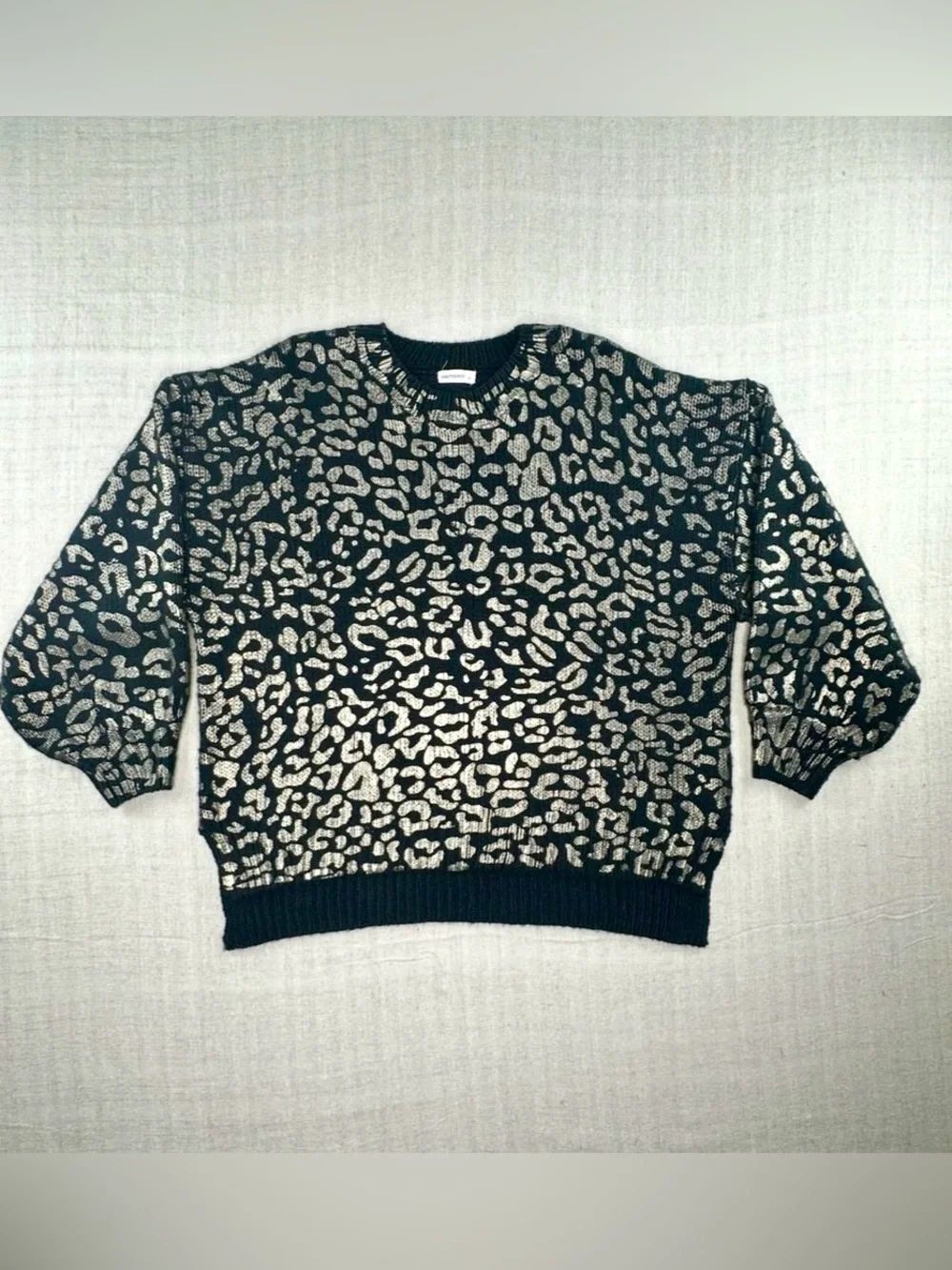 ANDTHEWHY Black Metallic Gold Leopard Print Balloon Sleeve Sweater Medium/ Large